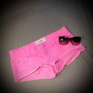Hollister💖HOT PINK💖denim shorts 5/27